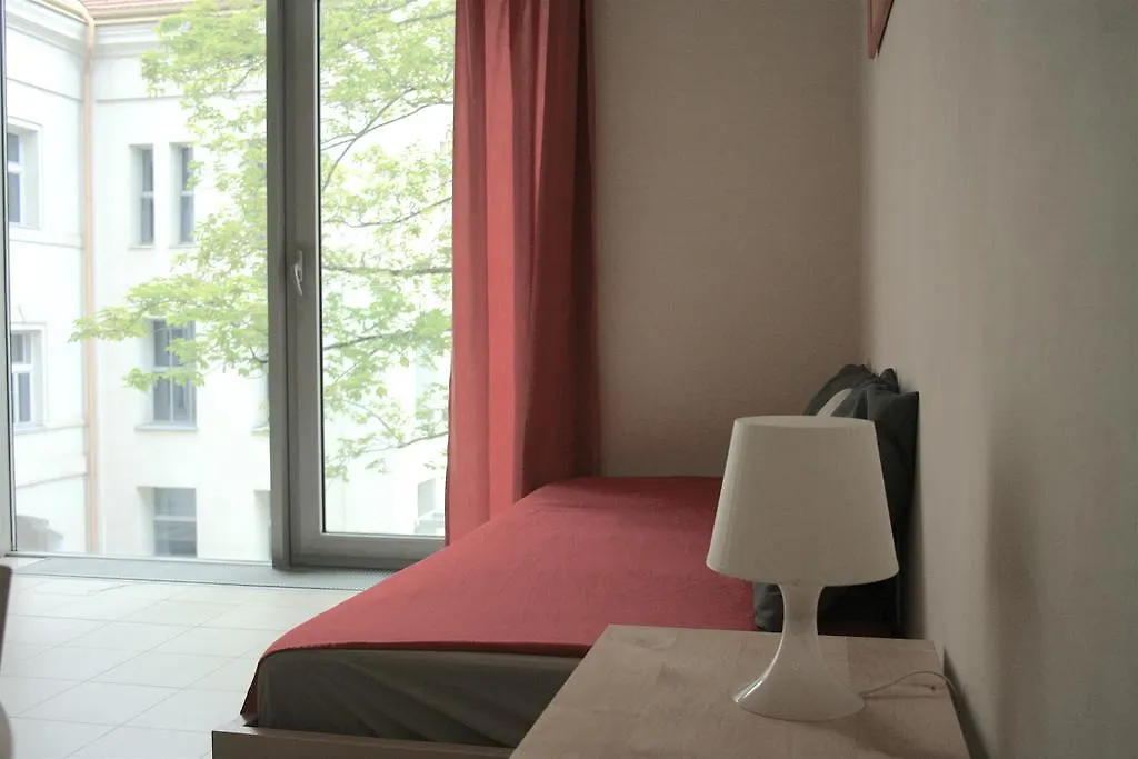 Modern And Cozy Apartment Close To Center Praga