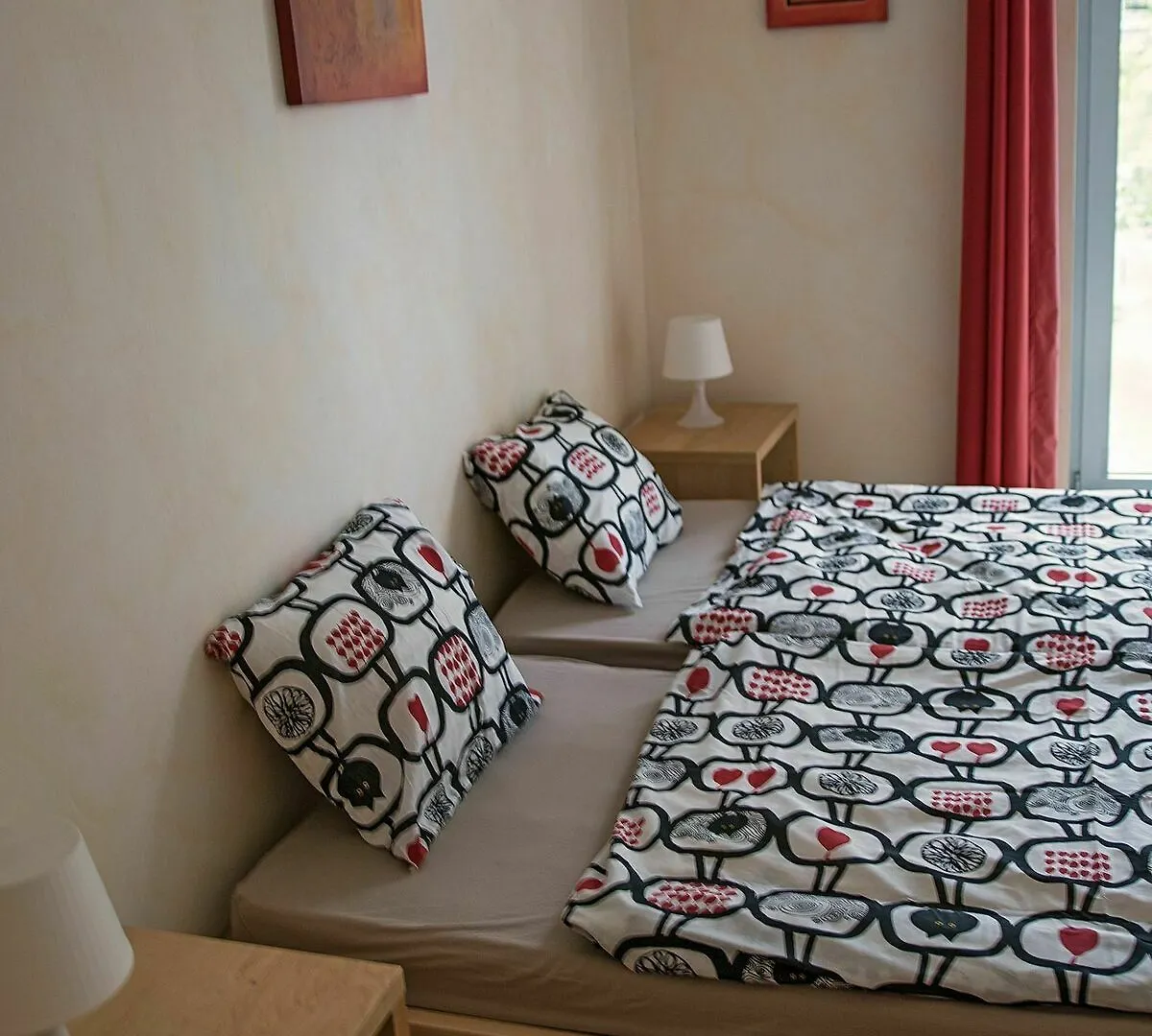 Modern And Cozy Apartment Close To Center Praga