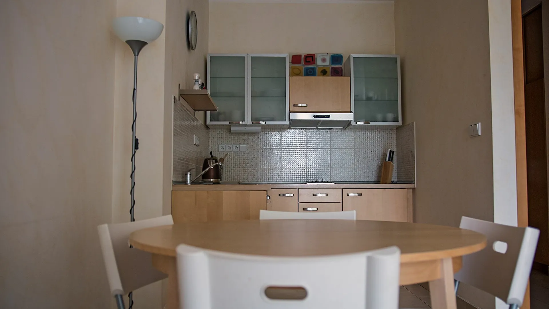 Modern And Cozy Apartment Close To Center Praga
